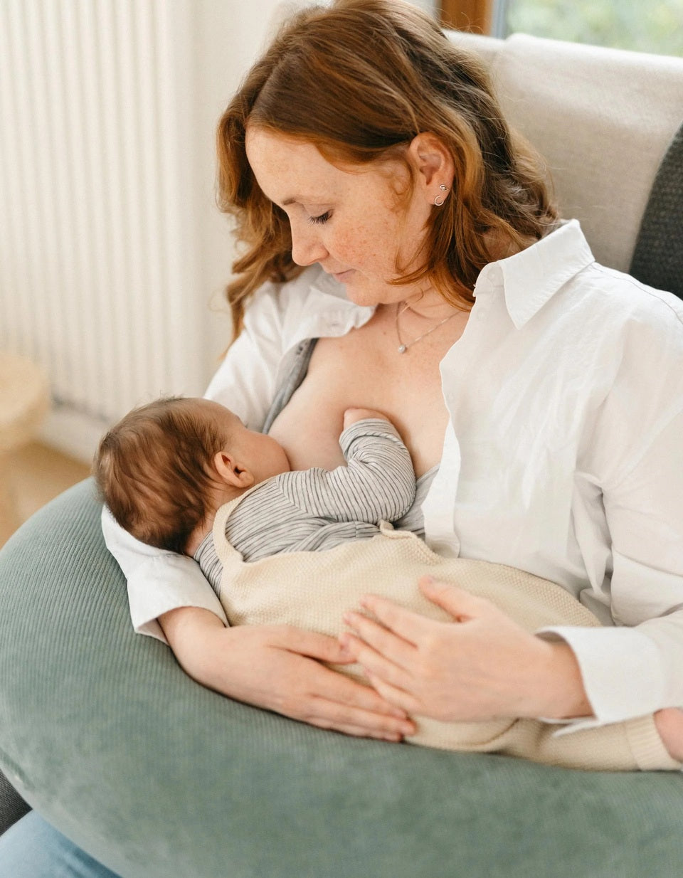 Almofada de Amamentação Buddy Corduroy Verde - Doomoo