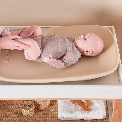 Muda Fraldas em Silicone Bege - Nattou