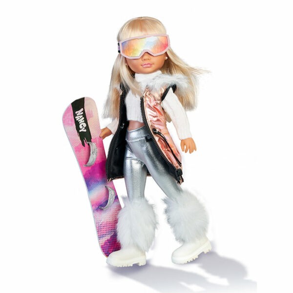 Nancy Snow Fashion - Famosa