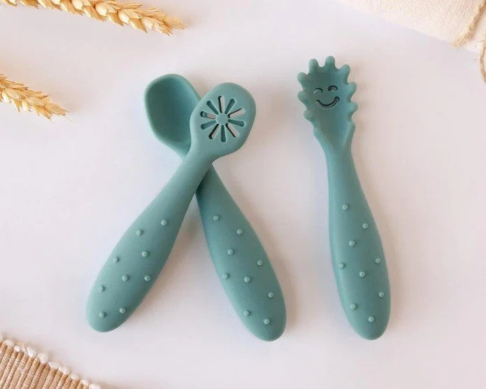 Conjunto de Talheres de Aprendizagem Menta - Kiokids