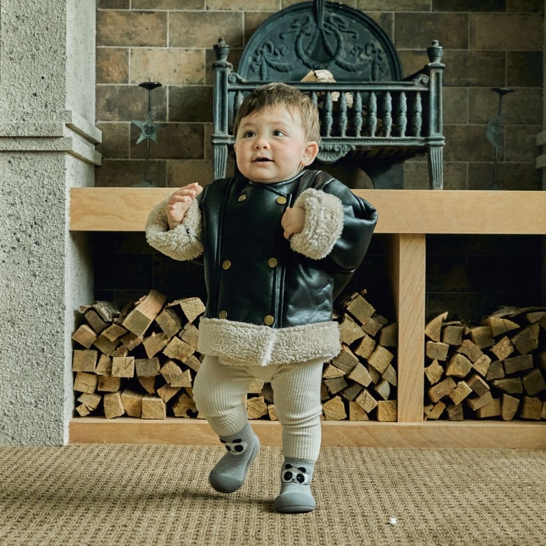 Meias com sola Attipas Panda cinza