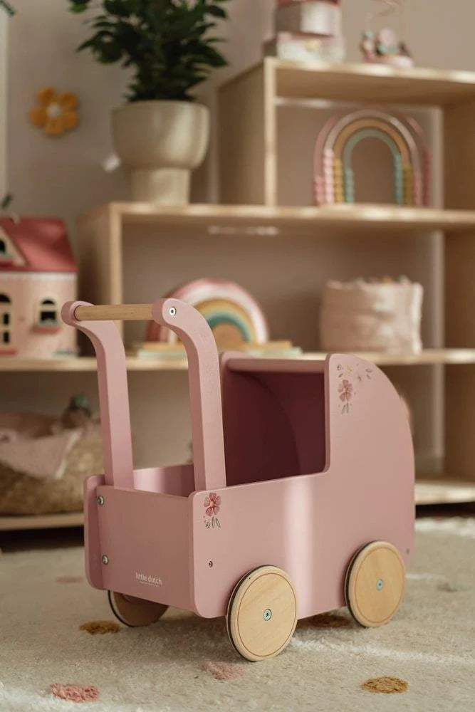 Little Dutch - Carrinho para Bonecas em Madeira com Acessórios